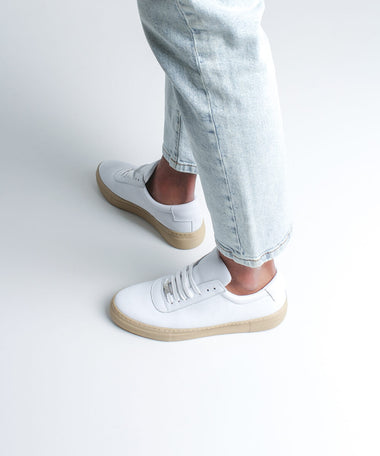Modelo 370 Piel Blanco Piso Beige