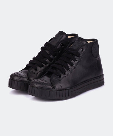 zapatillas-negras-piel-tórtola-vintage