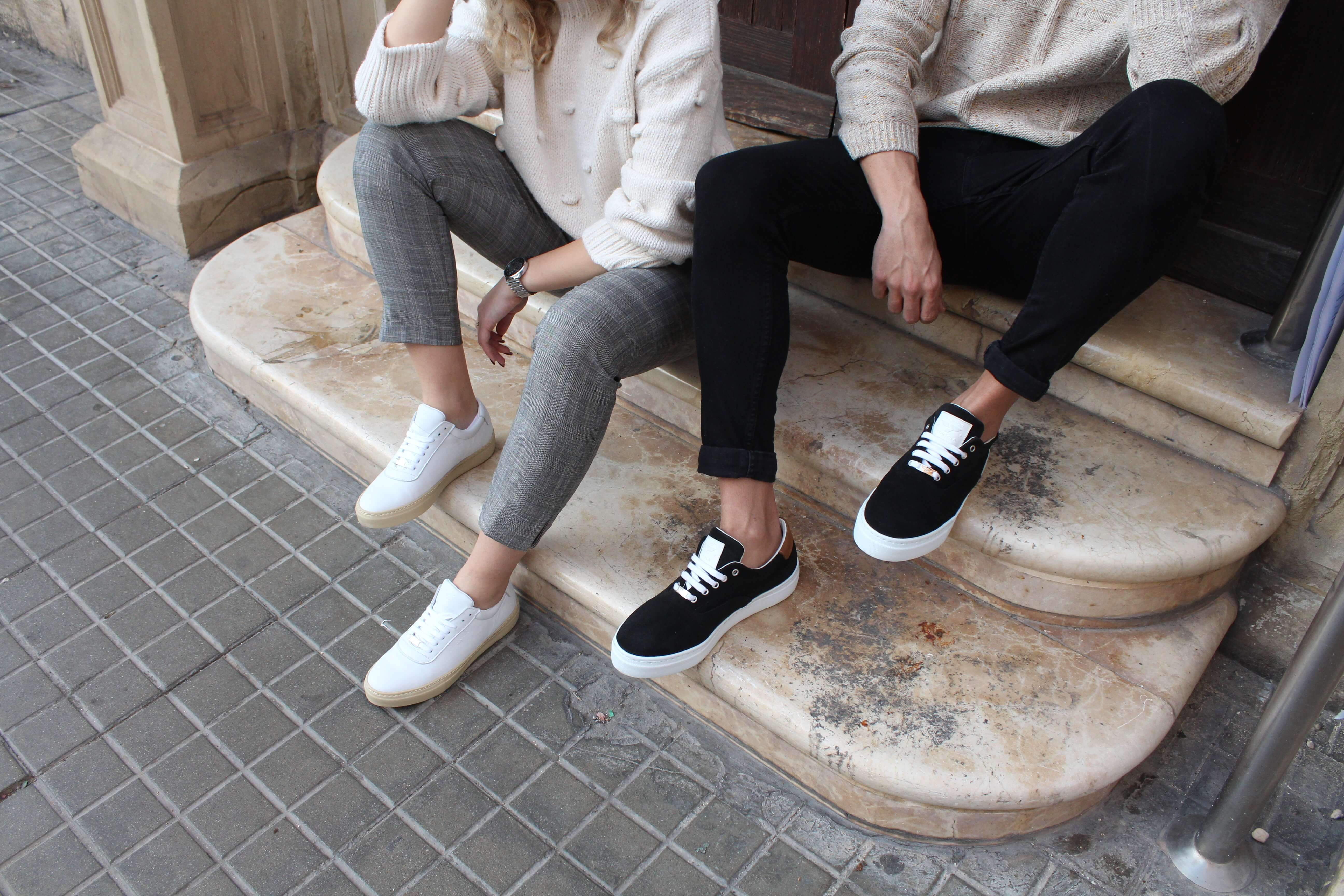3 formas de combinar tus sneakers negras de hombre - Tortola
