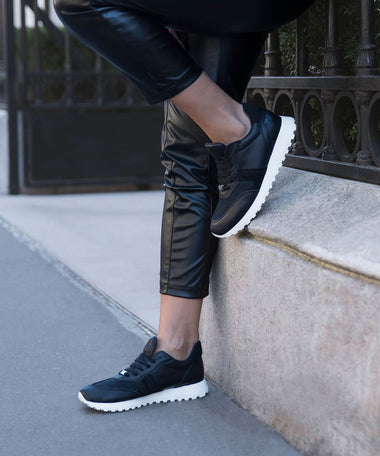 Modelo 800 Sneakers Negras