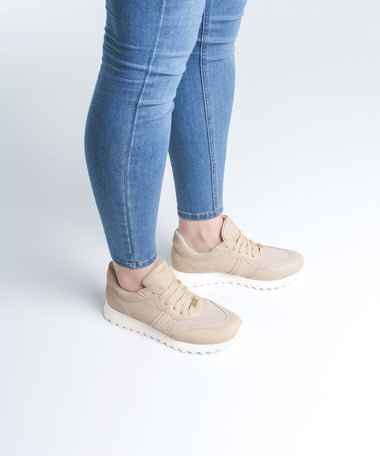 Modelo 800 Deportivo Beige